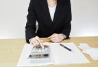 バーチャルオフィスの仕訳で使用料は経費の計上が可能か?